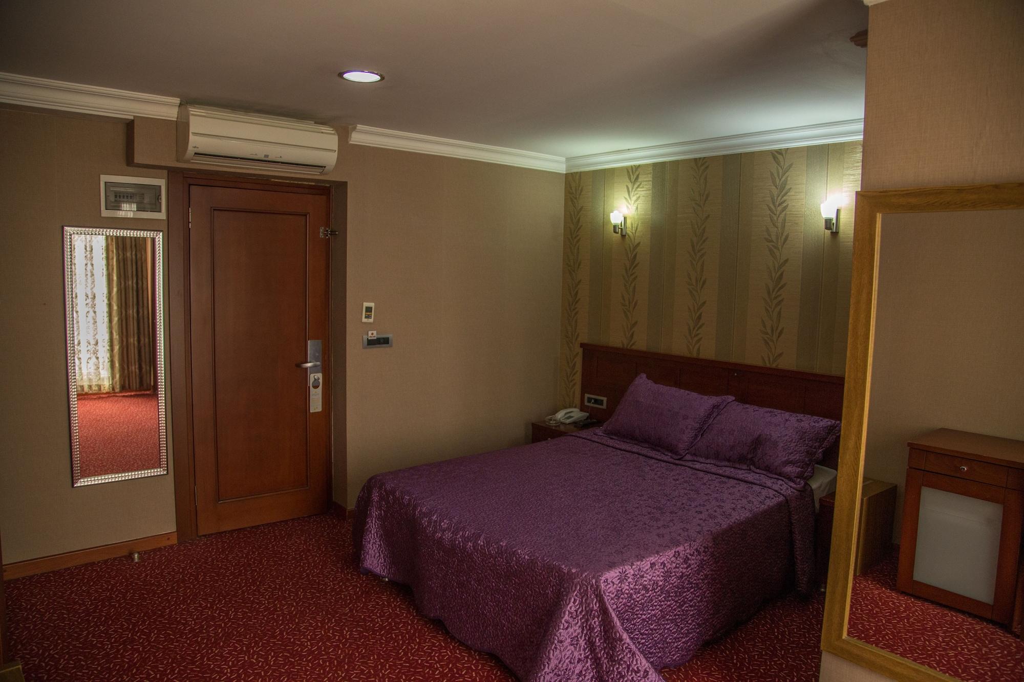 Grand Merin Airport Hotel Istanboel Buitenkant foto