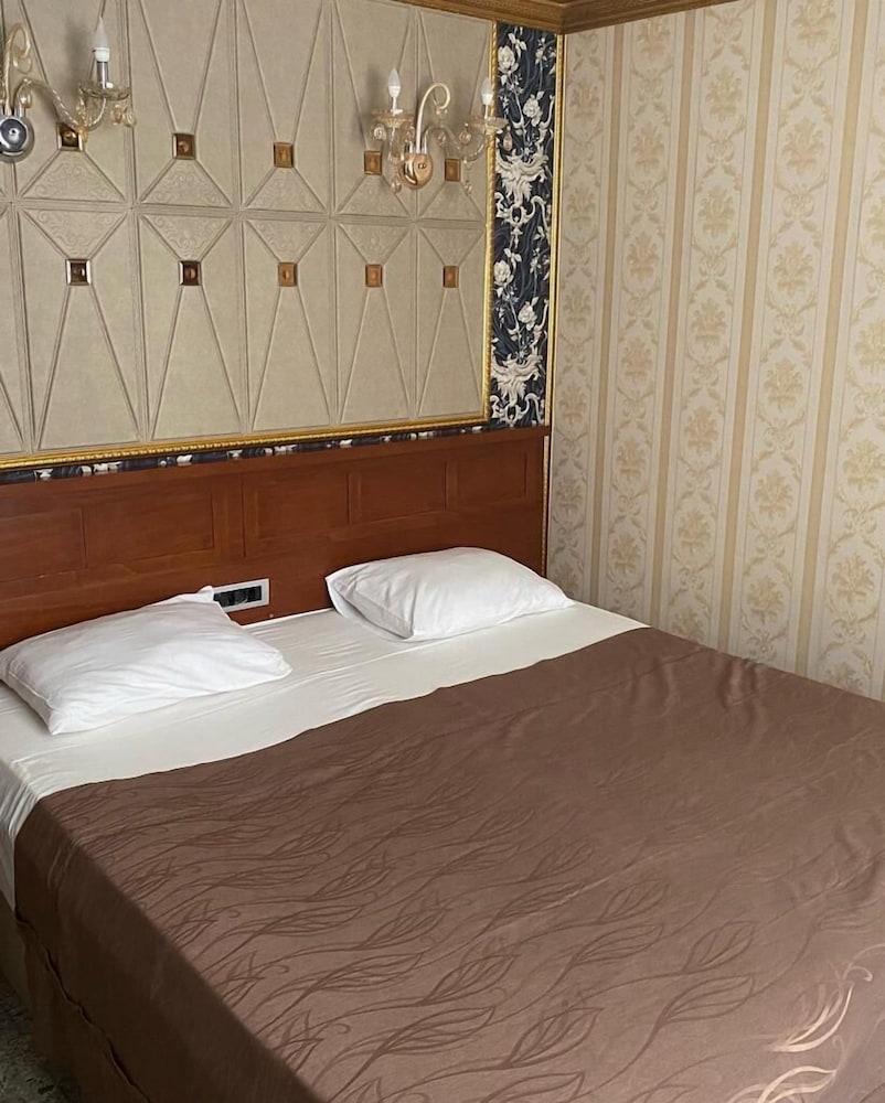 Grand Merin Airport Hotel Istanboel Buitenkant foto