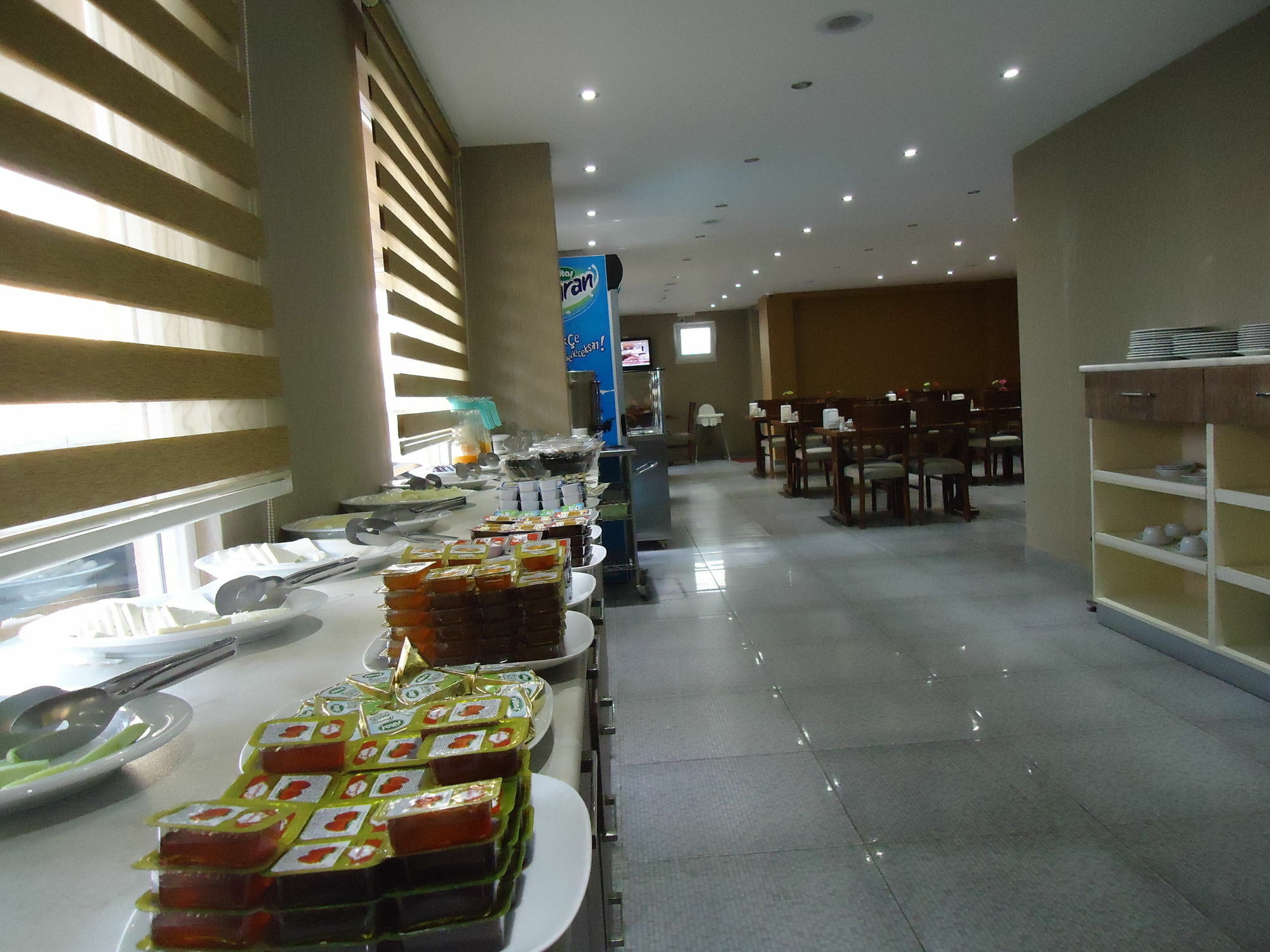 Grand Merin Airport Hotel Istanboel Buitenkant foto